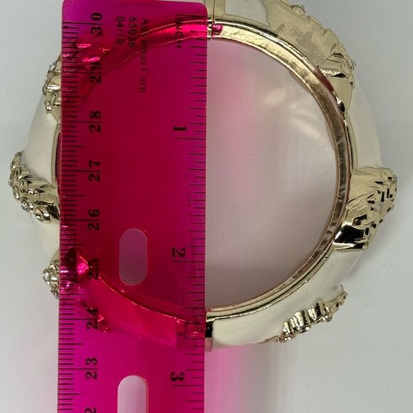 Sequin White and Gold Enamel Hinged Bangle Bracelet - Picture 14 of 16